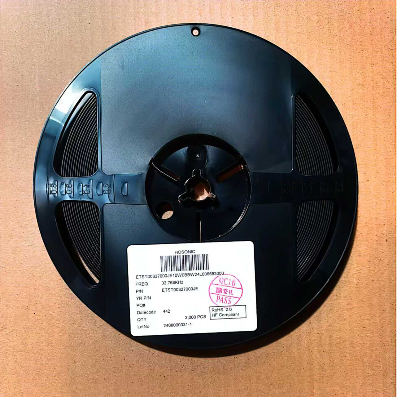 鸿星晶振3215 32.768KHz 12.5PF 20PPM -40+85