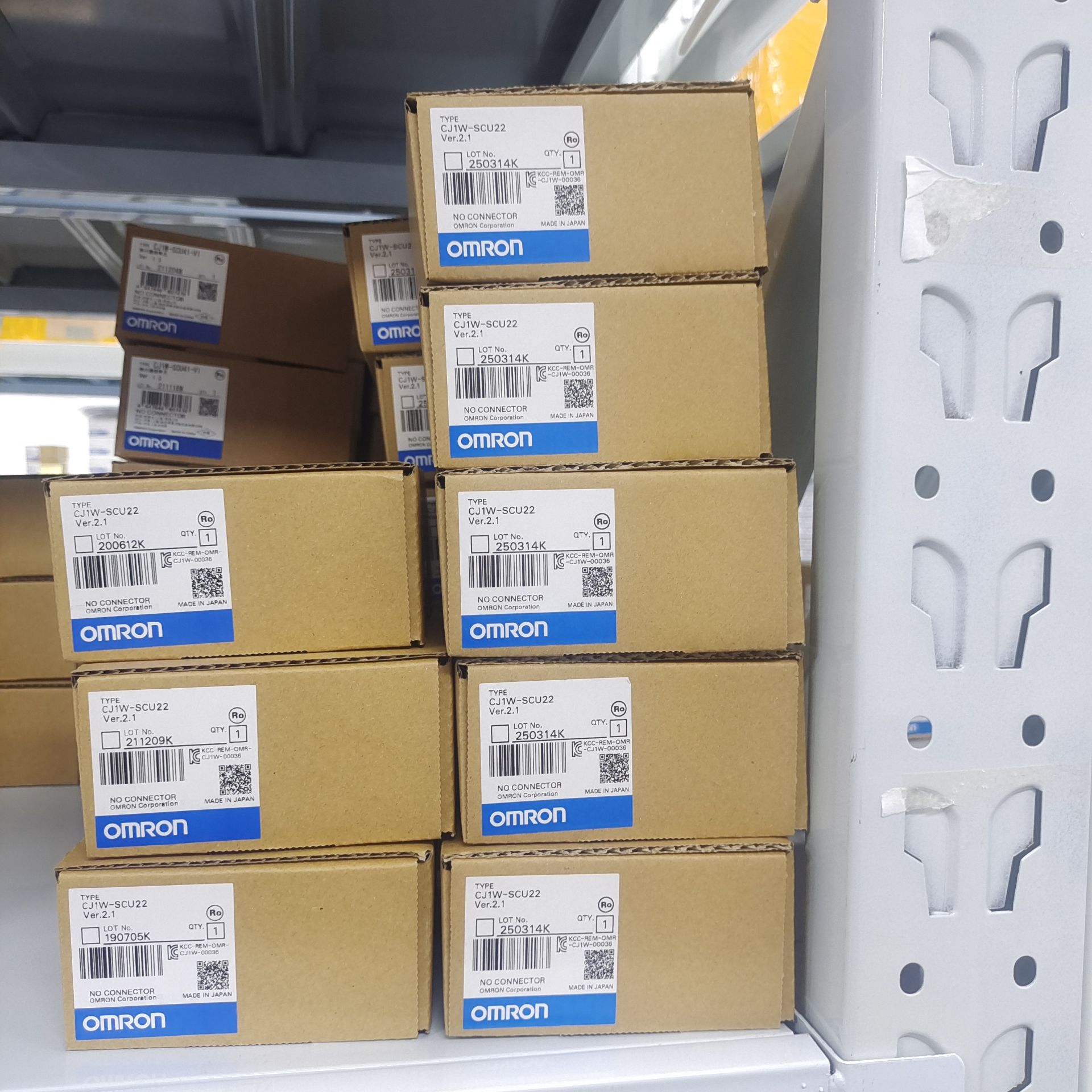 OMRON 通信单元CJ1W-SCU22